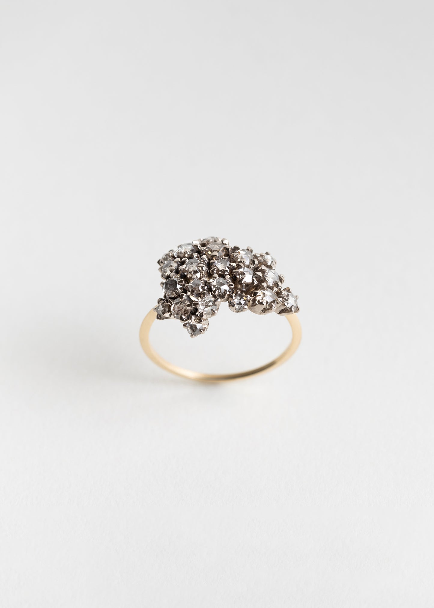 Anillo oro y racimo de 21 diamantes