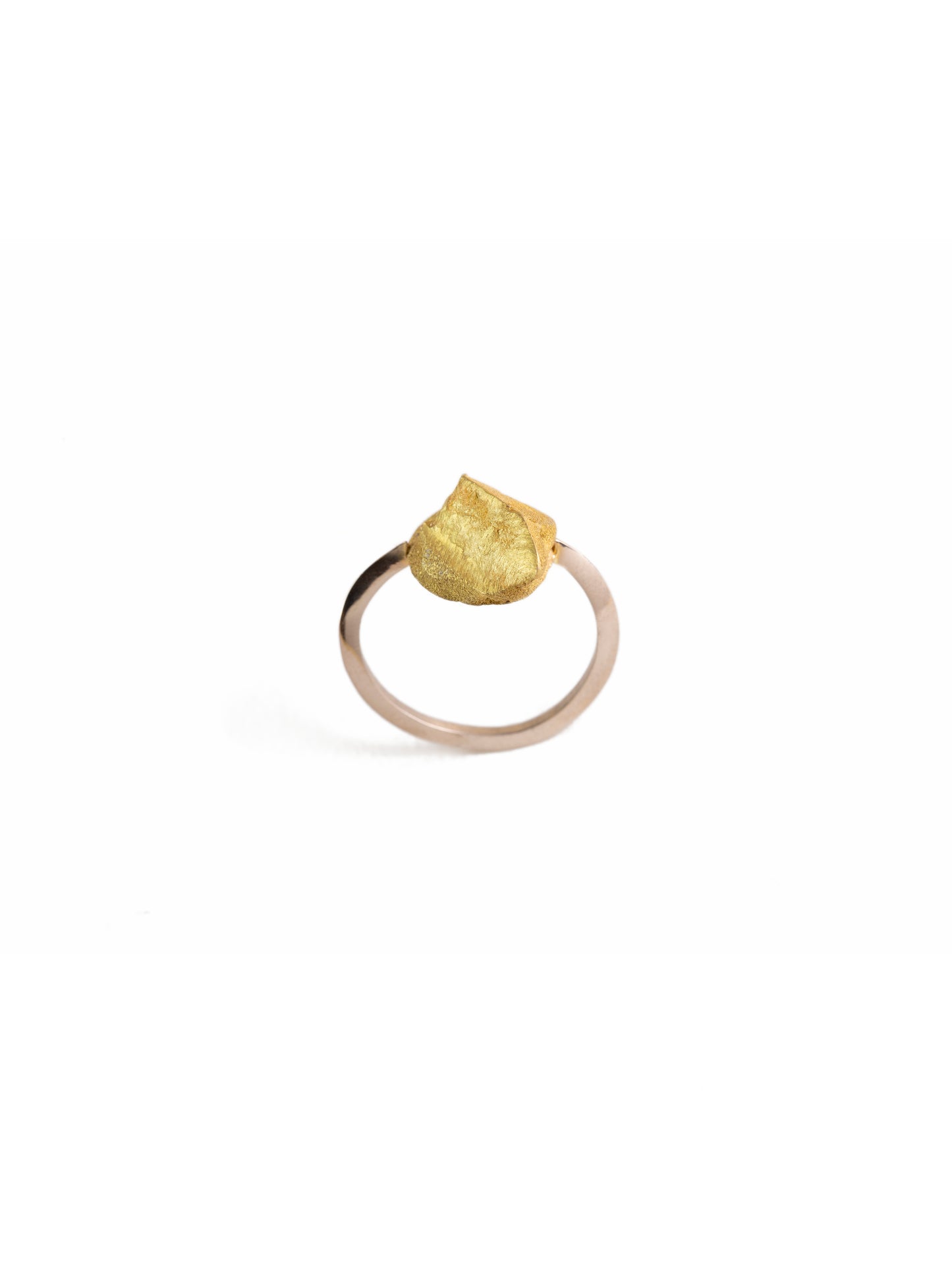 Anillo restos de fundición de oro Fairmined