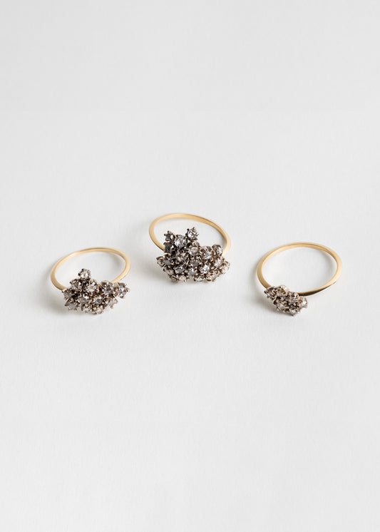 Anillo oro y racimo de 12 diamantes