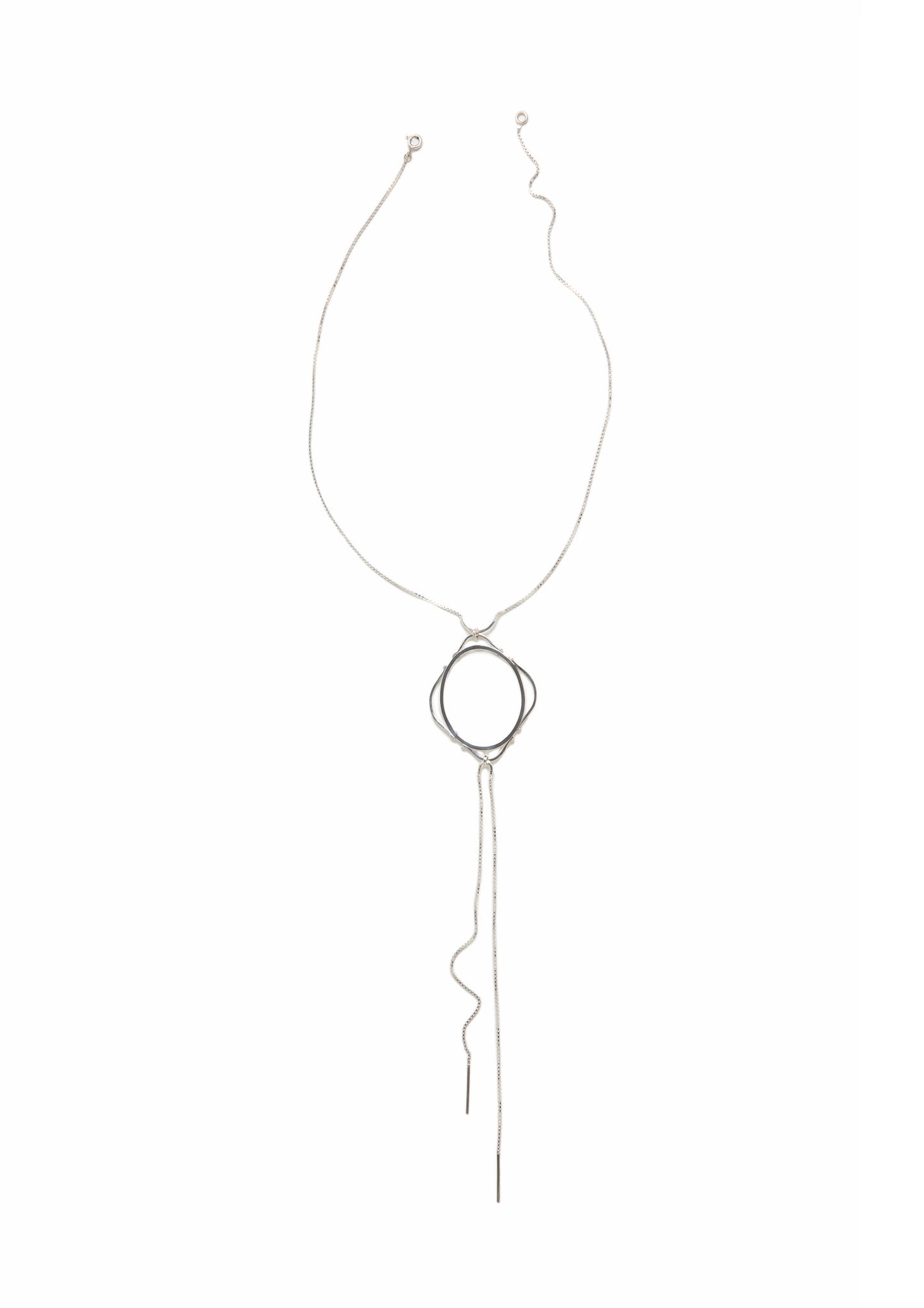 LONG OVAL NECKLACE IN STERLING SILVER