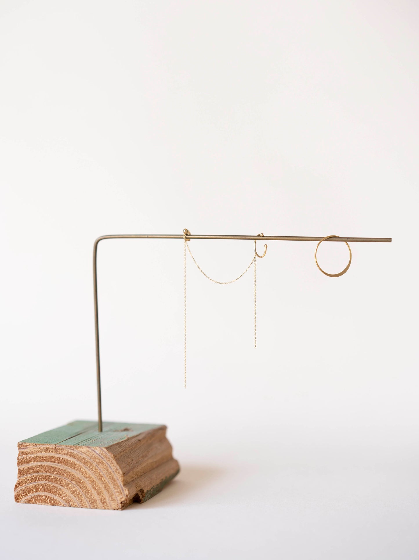 GOLD & CHAIN EARRING II