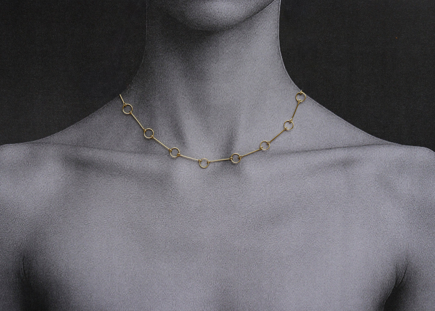 Gold link chain