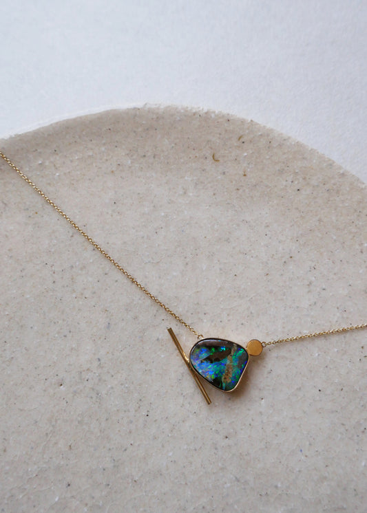 OPAL AND GOLD LINE NECKLACE