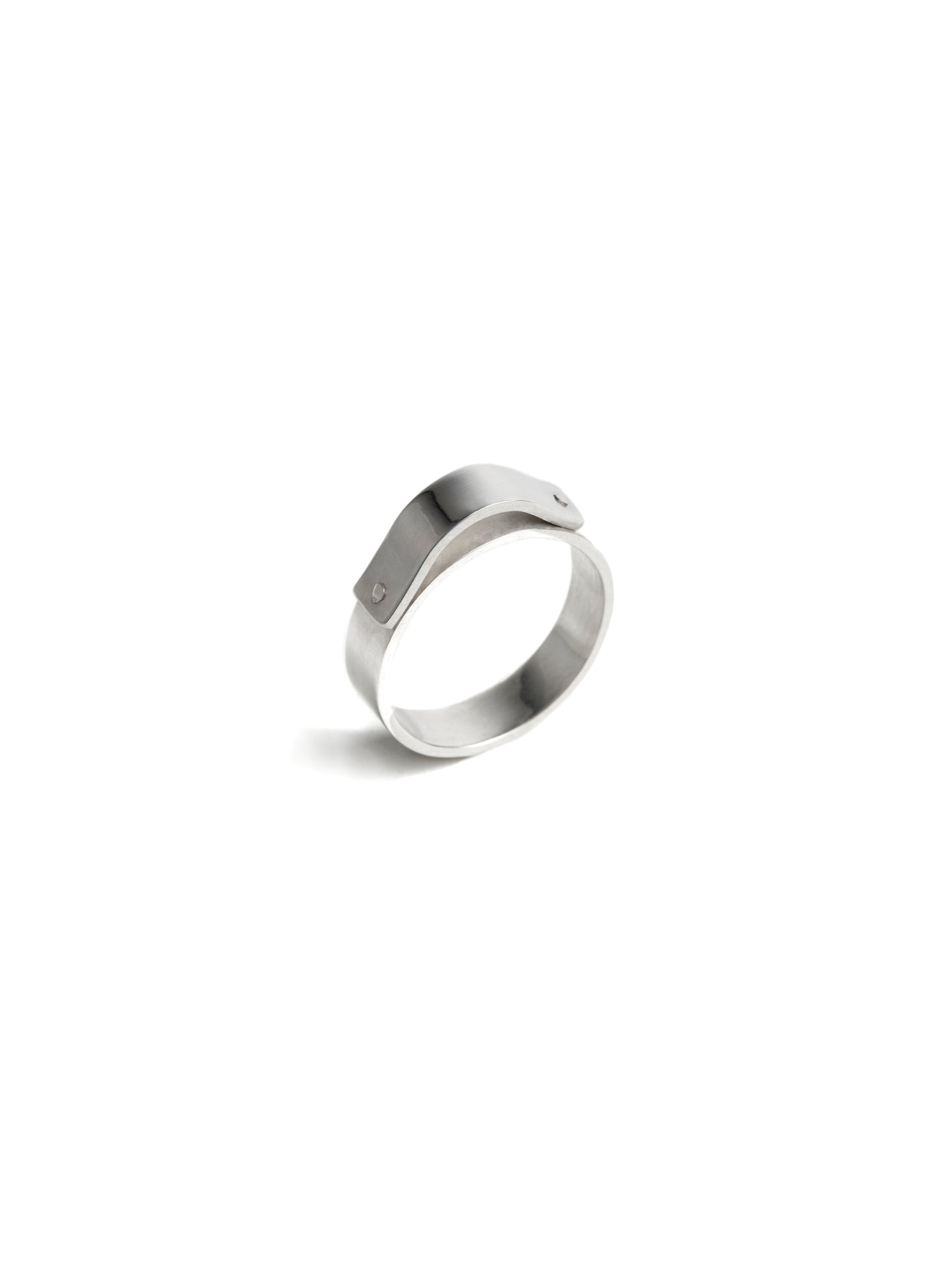WIDE SILVER CURVED RING