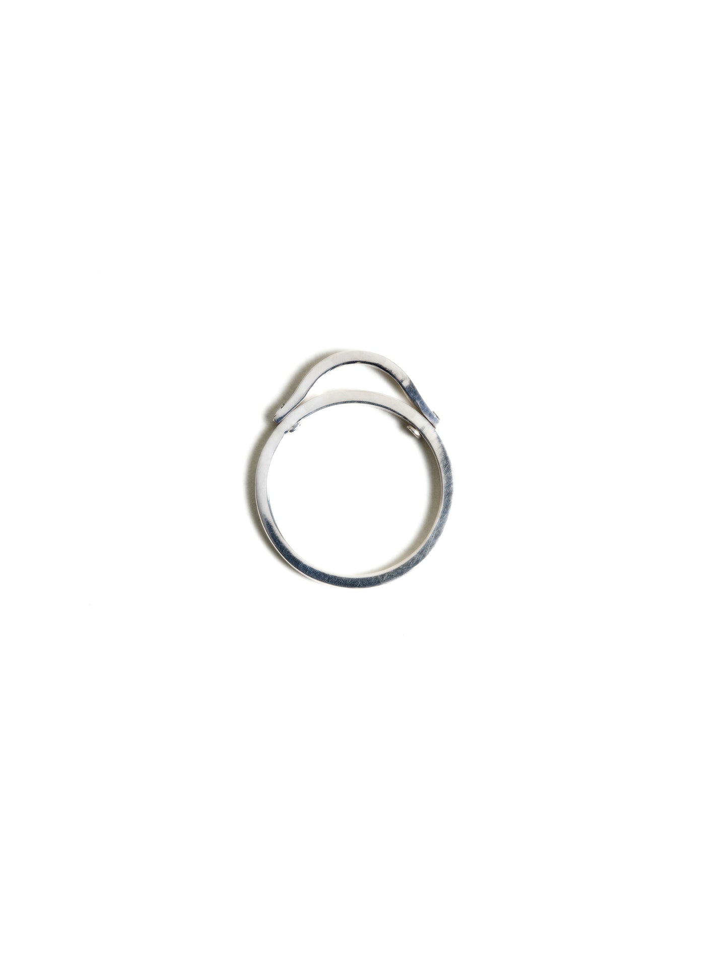THIN SILVER CURVED RING