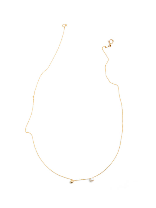 GOLD NECKLACE WITH BALL & PEARL